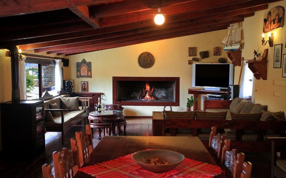 Alexander Resort Arachova Bagian luar foto